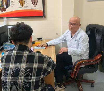 铜陵市|男科医师高朋磊：守护男性健康，专业男科诊疗